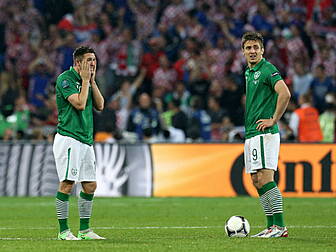 Robbie Keane and Kevin Doyle t...